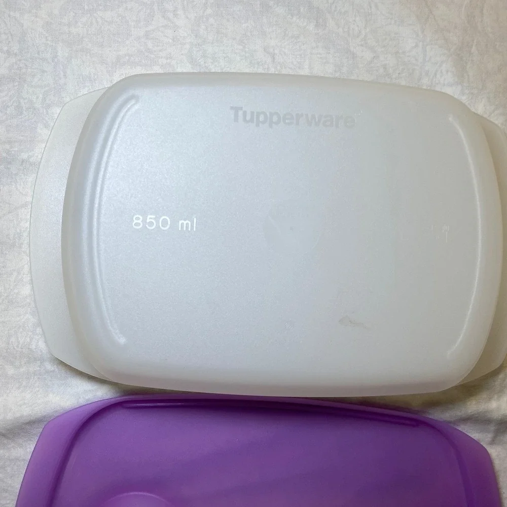 Tupperware Microwave Reheatable 850mL Storage Containers Purple Lids Lot 2‎